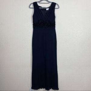 ST. JOHN evening black v neck velour embroidery sleeveless maxi dress size 2